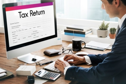 tax-return-financial-form-concept